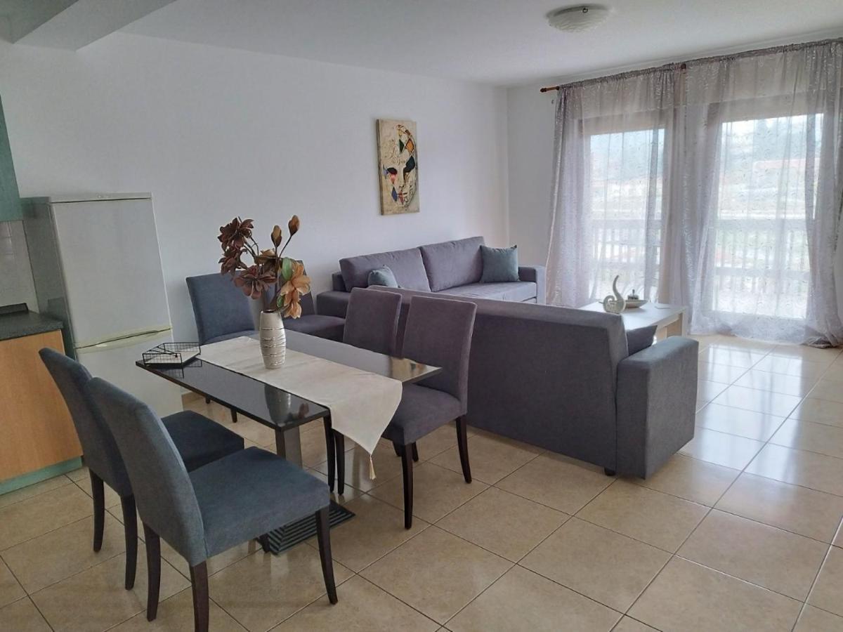 Ina House Apartment Varella Luaran gambar